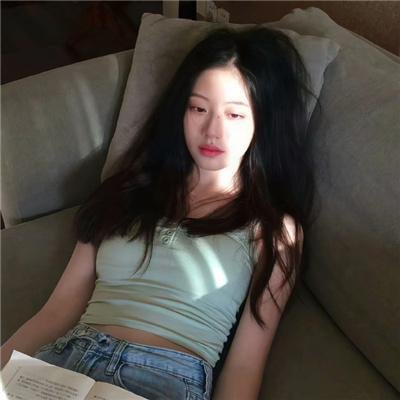 她的城